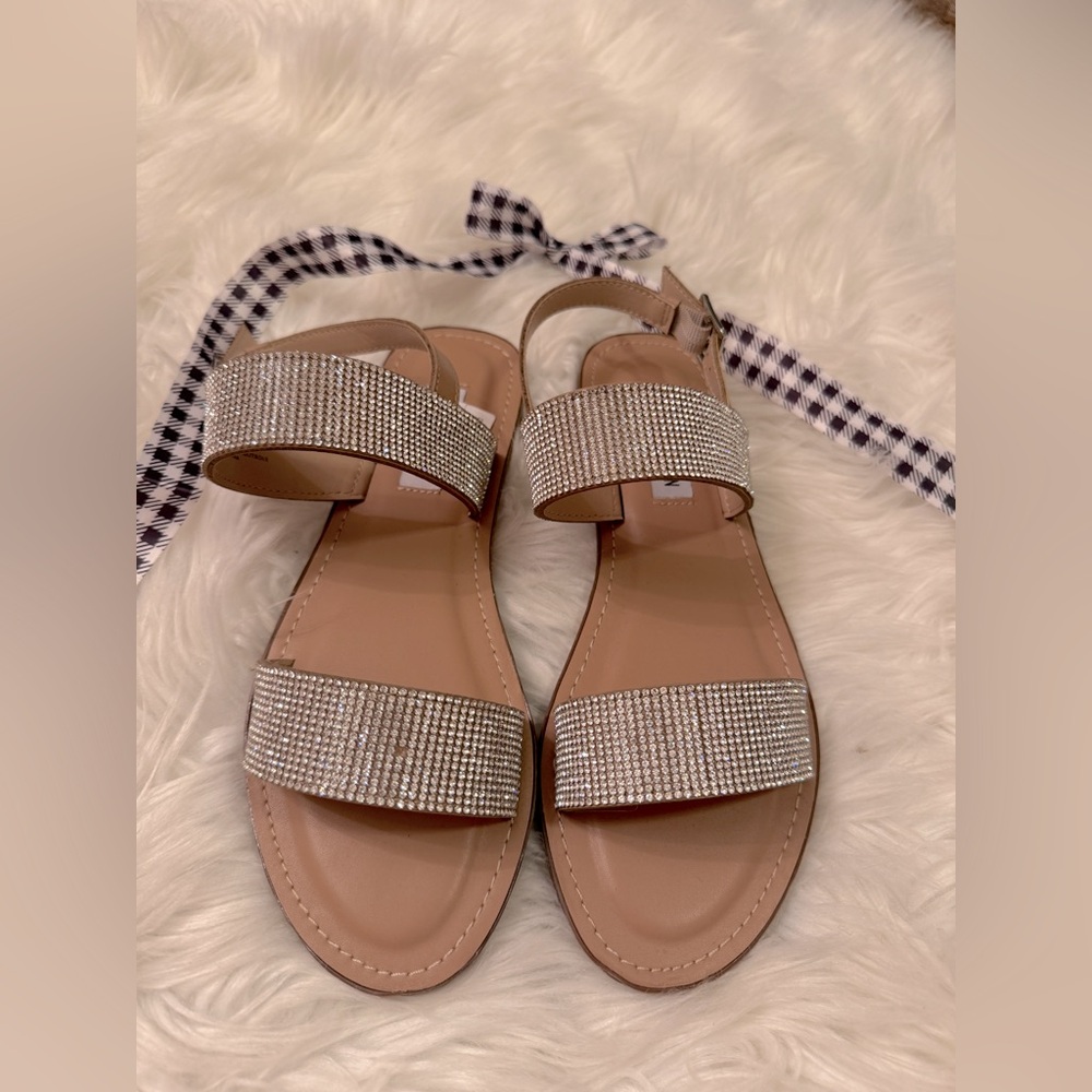 Steve Madden Marisa Tan Sandals with Rhinestones, size 8
